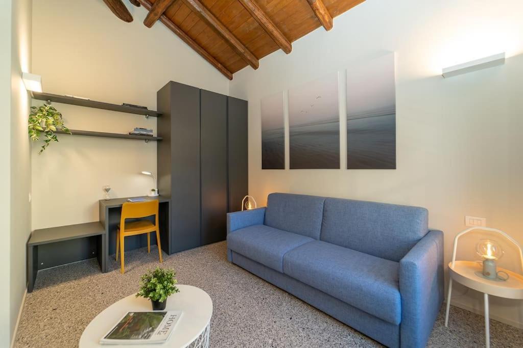 Moderno Appartamento A 200 Metri Dal Duomo Como Exteriér fotografie